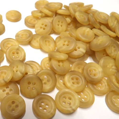 100 light fawn 4 hole buttons size 15mm clearance