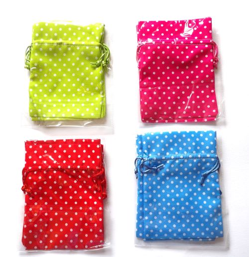 3 draw string fabric gift bags White Polka Dot design size 18cm x 13cm choice of colour