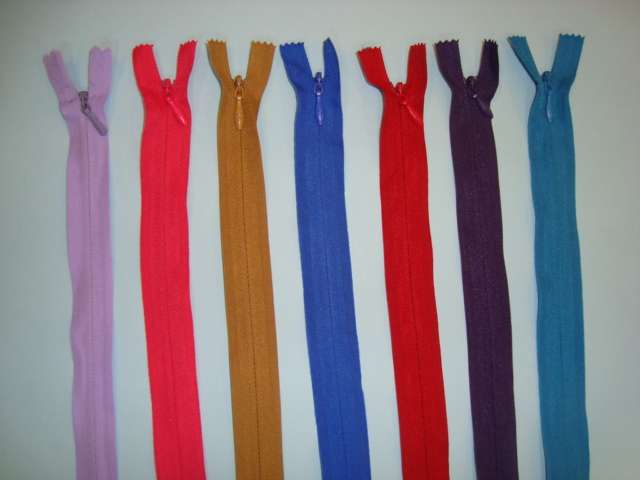 10 Invisible Concealed zips size 56cm / 22 inch choice of colour Trebla Brand