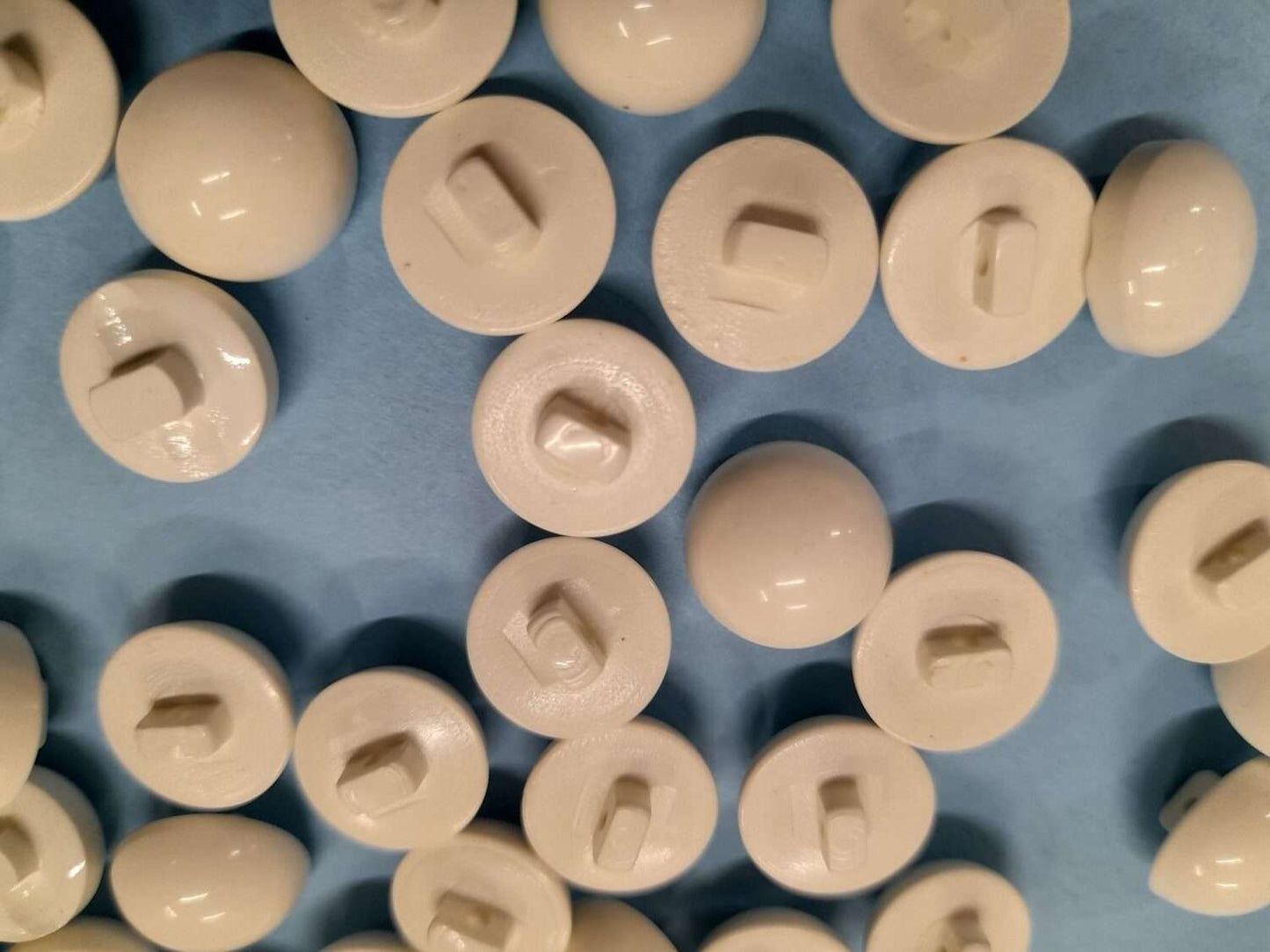50 ivory dome shank buttons size 14mm clearance