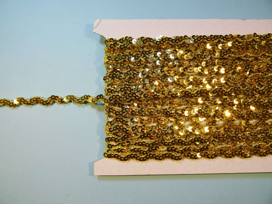 10 metres Ric Rac type gold coloured braid with small sequins 8mm [ 6mm braid ] SF1709