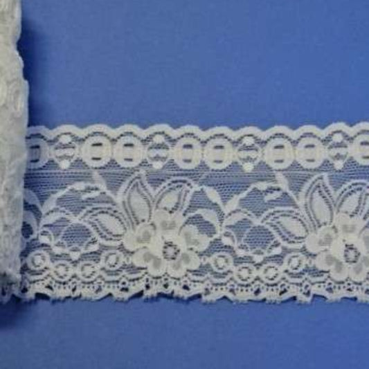 20 metres of ivory stretch lace with leaf pattern 65mm wide clearance