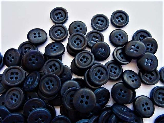 100 navy 4 hole buttons size 15mm clearance