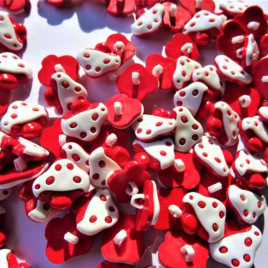 100 NEW toadstool white and red buttons size 16mm