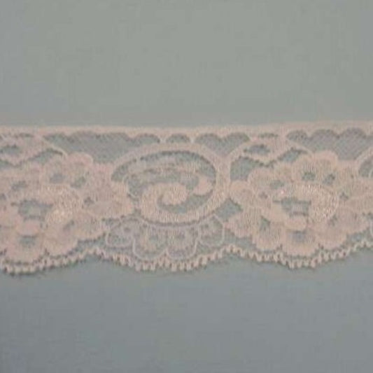 20 metres of white lace with flower design 44mm wide clearance