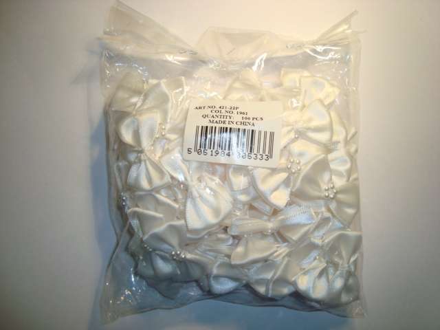 100 Bow with 5 white pearls made from 20mm ribbon size 3cm x 2cm choice of colour