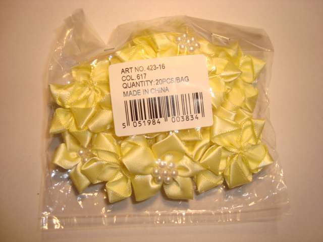 20 pearl centred spike type satin ribbon flower