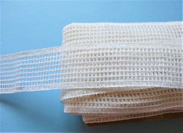 20 metres of White cotton type lace with straight edges square 2mm hole design 40mm wide clearance