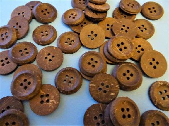 50 dark brown wood look 4 hole buttons size 19mm clearance