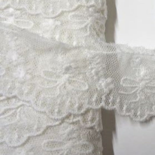 31 metres of fine Ivory Cotton Embroidered Tulle Lace 40mm wide clearance