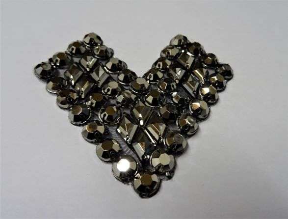 5 metallic look dark silver colour bead design motifs iron on size 8cm x 8cm clearance