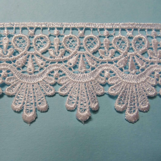 Wide guipure lace 27.4 metres White 50mm / 2 inch wide design 1040