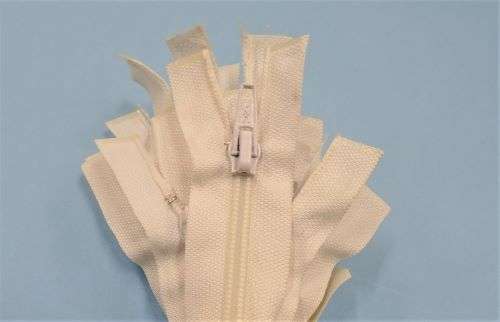 10 White nylon open end zips 70cm / 28 inch clearance
